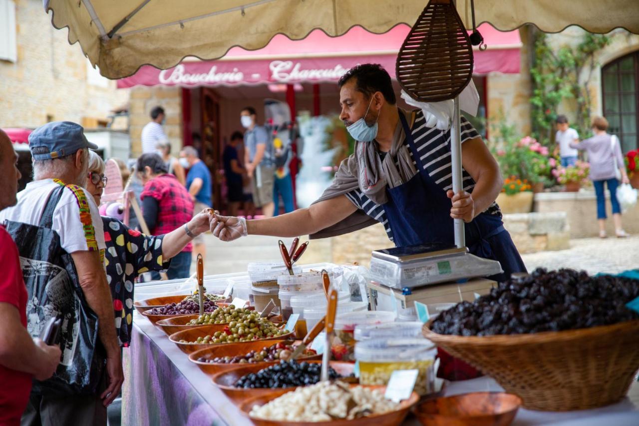 Le Bon Chemin Roulotte Ξενοδοχείο Sainte-Nathalène Εξωτερικό φωτογραφία